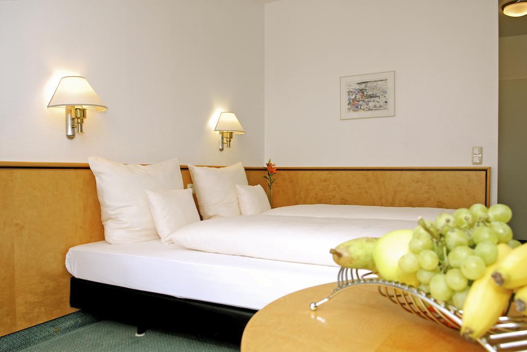 Matchpoint Hotel Альтдорф-бай-Нюрнберґ Номер фото